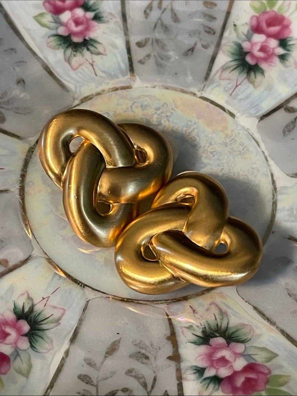 Vintage Anne Klein Matte Gold Knot Runway Clip-On Earrings